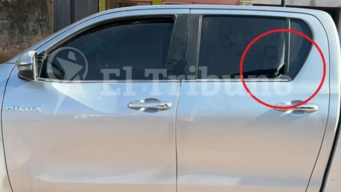Las pericias de la Fiscalía no hallaron bala ni orificio de salida en la camioneta de Urtubey