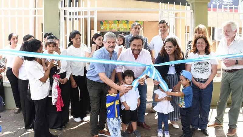 Sáenz inauguró el nuevo Centro de Primera Infancia en Ballivián