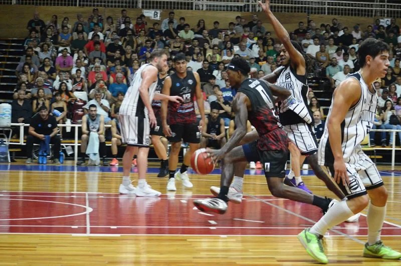 Salta Basket abre los playoffs ante Estudiantes de Tucumán